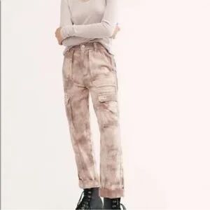 We the Free by Free People lavender Beige Tie-Dye Cargo Pants Sz 28